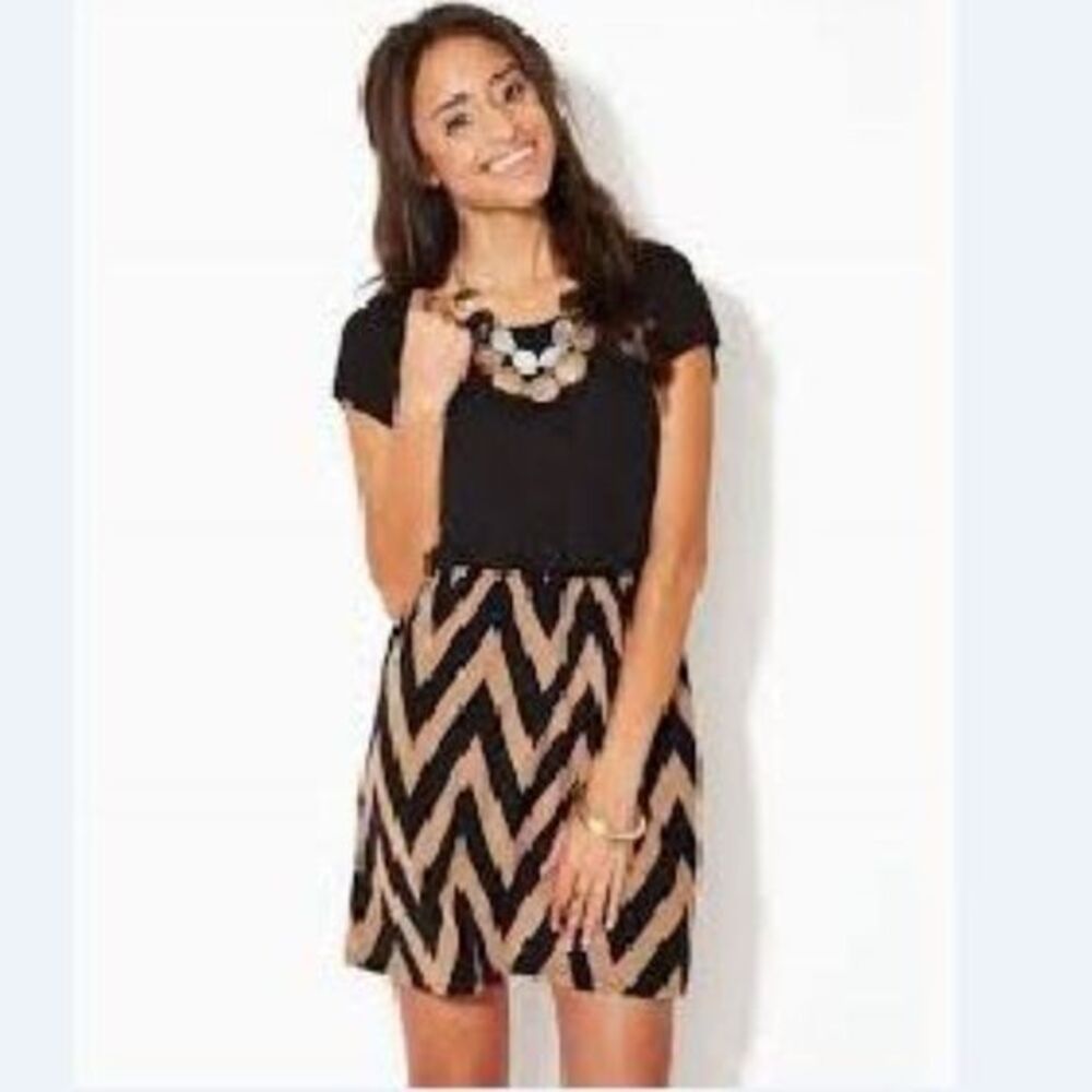 EUC, Charming Charlie Black/taupe chevron dress, Size L